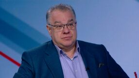 Д-р Мирослав Ненков: Схемите за крадене от държавата са прости, като да вземеш близалка от устата на дете