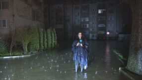 Критична ситуация в Крумовград: Без ток, водата стига до коленете