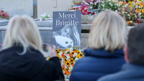 С какви дрехи е погребана Брижит Бардо? (ВИДЕО)