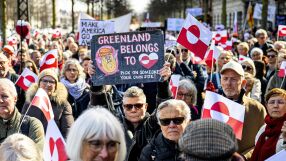 „Не искаме да бъдем американци“, обявиха гренландски партии
