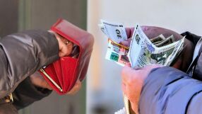 БНБ: От обращение вече са изтеглени 48% от левовете