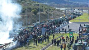След 50 дни протести: Гръцките фермери се срещат с Мицотакис