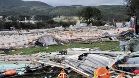 "Щети с библейски размери": Торнадото в Гърция "погребва" птицеферма с 30 000 пилета, щетите надхвърлят милион евро