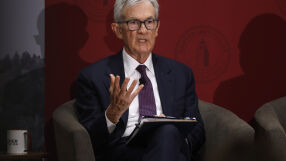 Водещи централни банкери застанаха зад шефа на Фед след започналото разследване