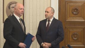 Росен Желязков пристигна на "Дондуков" 2 за мандата на президента