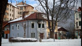 Мъж и жена загинаха при пожар в къща в Габрово 