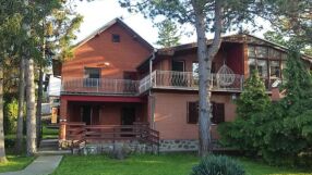 В наша съседка може да купите семейна къща за 17 хиляди евро