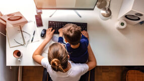 Депутат призова за шестчасов работен ден за родителите, защитен със закон