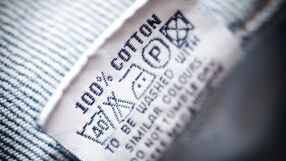 Познавате ли етикетите на дрехите? Вижте значението на всички символи