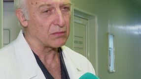 Заплати от 600 евро за лекари и сестри във Варна: "Работим 24/7. Върнахме родилка при трите ѝ деца след тежко кървене"