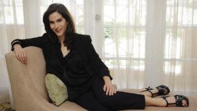 Тя не е сред най-известните имена, но е най-богага актриса в света