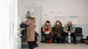 Грипът се разпространява: Седем области на прага на епидемия