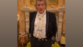 „Избягал от военна служба“: Род Стюарт критикува Тръмп за обидите му към войниците на НАТО в Афганистан