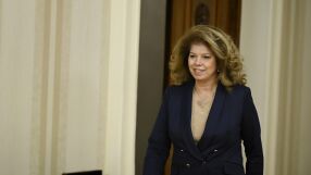 Очаква се президентът Илияна Йотова да започне процедурата по избор на служебен премиер