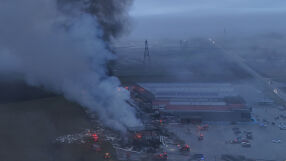 Експлозия и пожар в завод за храни в Гърция, най-малко четирима са загинали