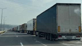 Втори ден западните ни граници са блокирани за камиони