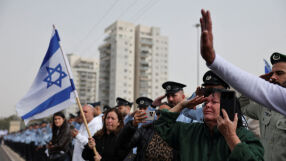 Погребват последния израелски заложник, след като тленните му останки бяха върнати от Газа