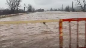 87 л/кв.м дъжд: Свлачища и отнесени пътни настилки в община Крумовград