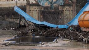 4 месеца след наводнението: „Елените“ все още без ток, вода и инфраструктура. Собствениците със закана да спрат да плащат такси