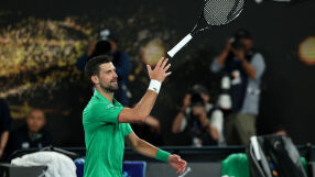 "Май казвахте нещо...": Мистичното послание на Джокович след подвига 