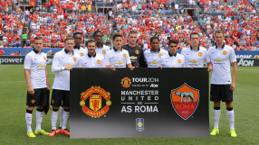 Манчестър Юнайтед на Ван Гаал продължава с победите