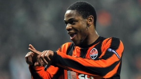 Милан купи и Луис Адриано