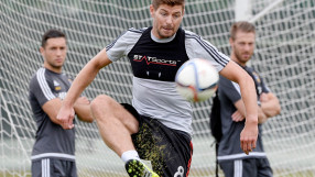 И Стивън Джерард разочарован от поведението на Стърлинг