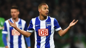 Халф на Падерборн вкара с воле от центъра (ВИДЕО)