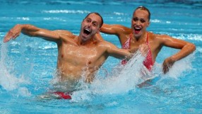 Злато за САЩ при смесените двойки по синхронно плуване
