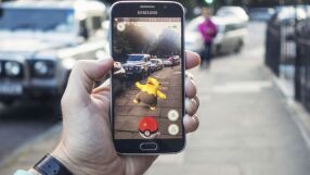 10 години Pokémon Go и милионите все още се опитват да ги хванат всичките