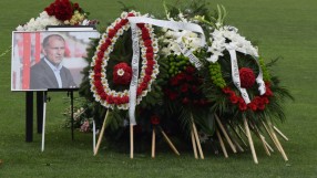 Стотици се сбогуваха с Аян Садъков на 