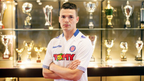 От хърватския 