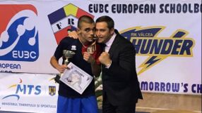 Уилям Чолов спечели европейската титла по бокс за ученици