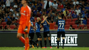 Брилянтен автогол не попречи на 