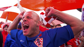 Червено-бял купон в центъра на Москва (СНИМКИ и ВИДЕО)