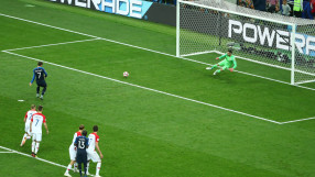 VAR с историческа дузпа на световен финал 