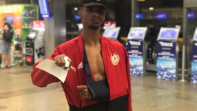 Енрике Рафаел е със счупена ключица