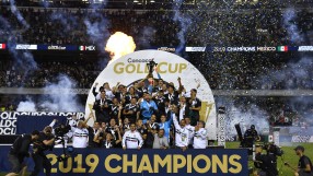 Мексико отново триумфира с 