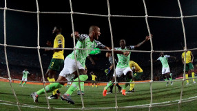Нигерия трепери до последно, но се класира за полуфинал