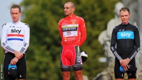 Крис Фрум спечели 