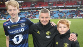 Синът на Солскяер дебютира срещу него пред 28 хил. зрители (ВИДЕО)