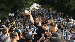 Феновете на 