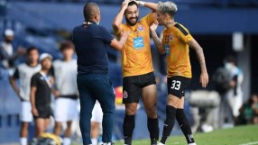 Тайландец засенчи изпълнението на Шик (ВИДЕО)