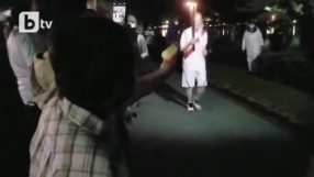 Арестуваха жена след стрелба с воден пистолет по щафетата с олимпийския огън (ВИДЕО)