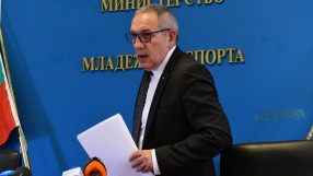 Кузманов: 22 млн. са изплатени по брутален начин за реновиране на физкултурни салони  