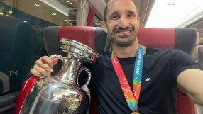 Крал Джорджо и новата му любима