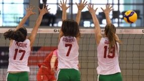 Девойките излизат за бронза на Евроволей (ВИДЕО)