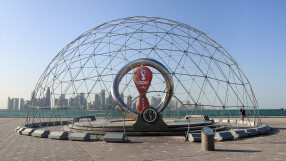 Неваксинираните футболисти под карантина в Катар? 