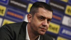 Бунтът продължава: 