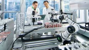 Първото създадено от изкуствен интелект лекарство ще бъде изпитано върху хора